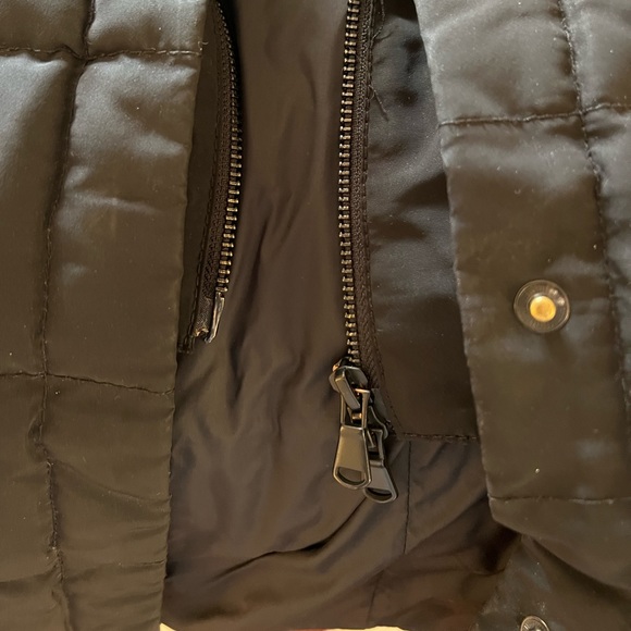 Danier Down Jacket - Picture 7 of 12